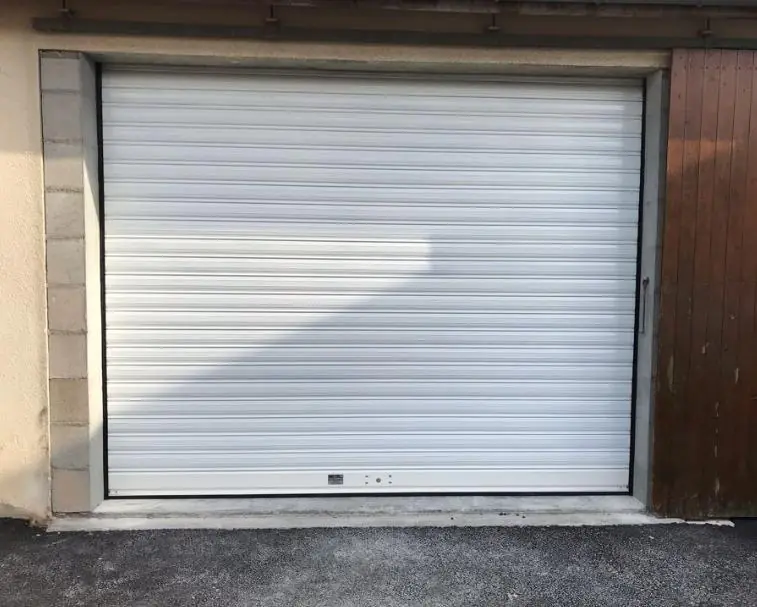 porte de garage enroulable